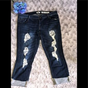 Plus Size 18 distressed Denim cropped pants